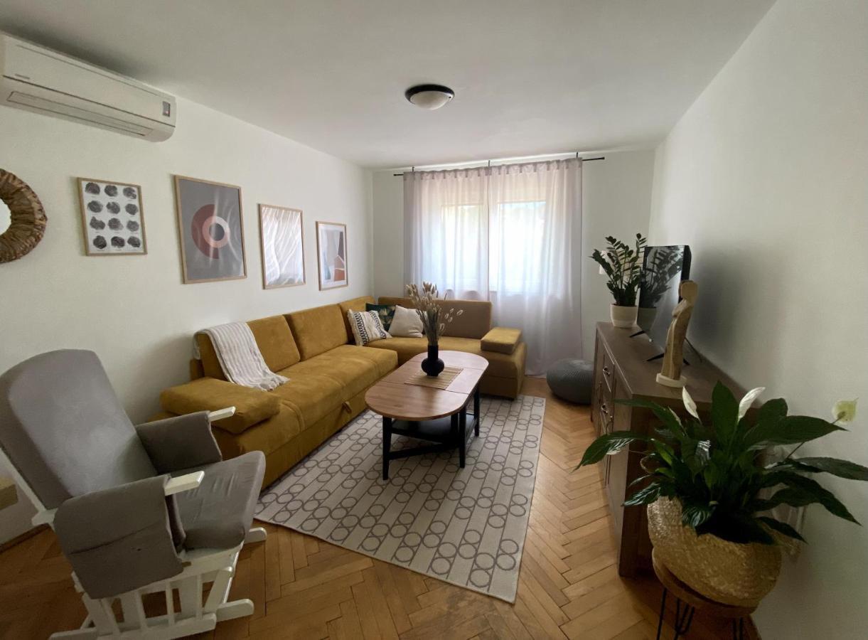 Apartman Francesca Pula Zewnętrze zdjęcie