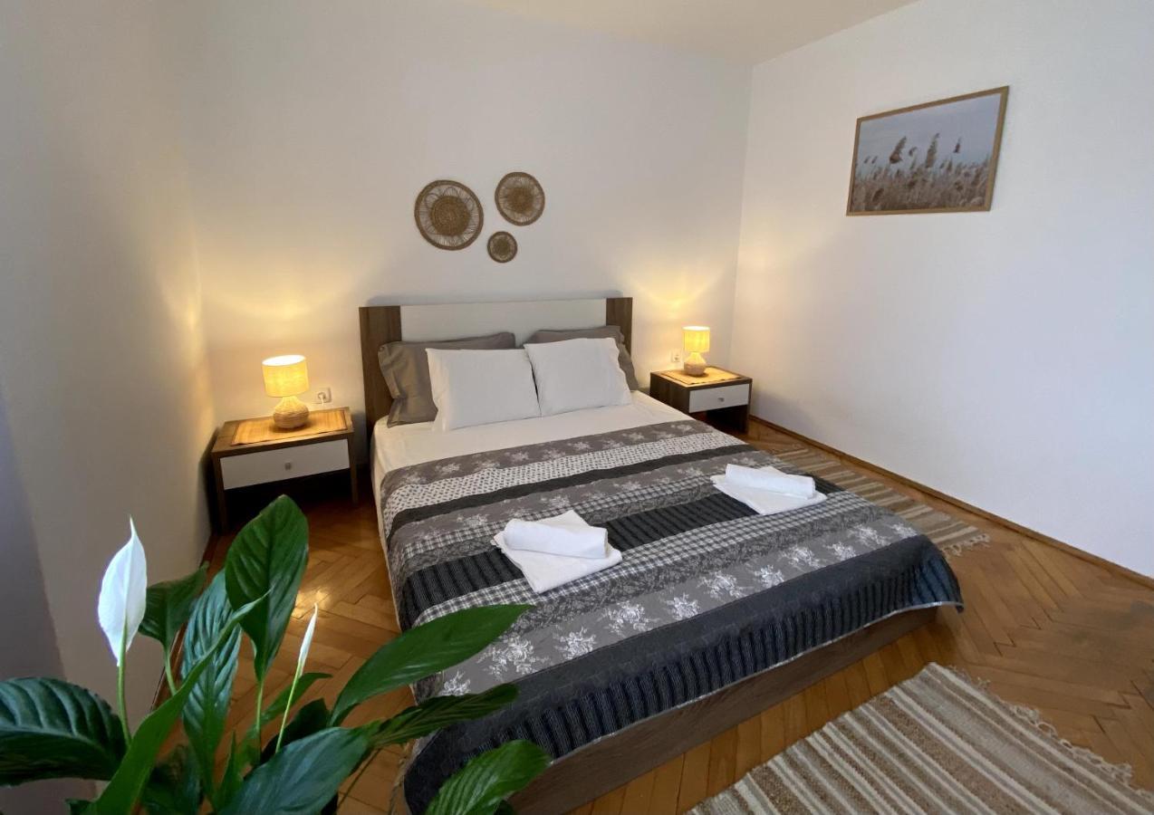 Apartman Francesca Pula Zewnętrze zdjęcie